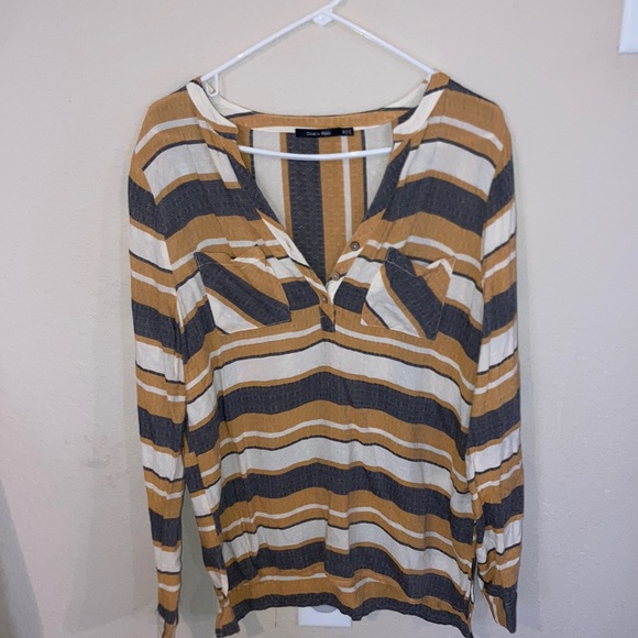 Doe & Rae Tops - Doe & Rae mustard yellow and gray tunic